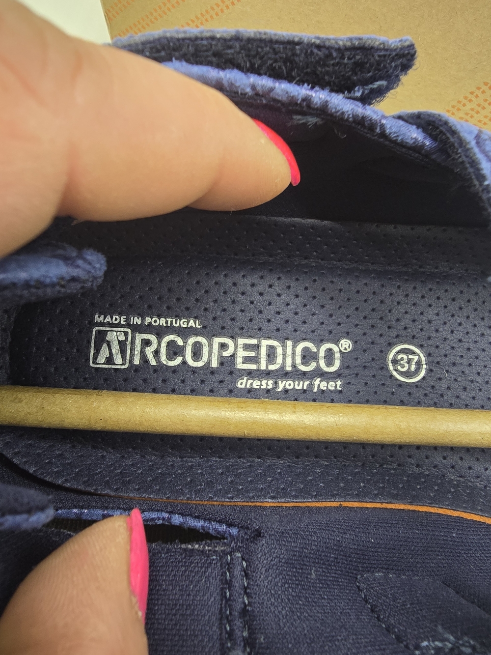 A'rcopedico Loafers - Picture 5 of 7